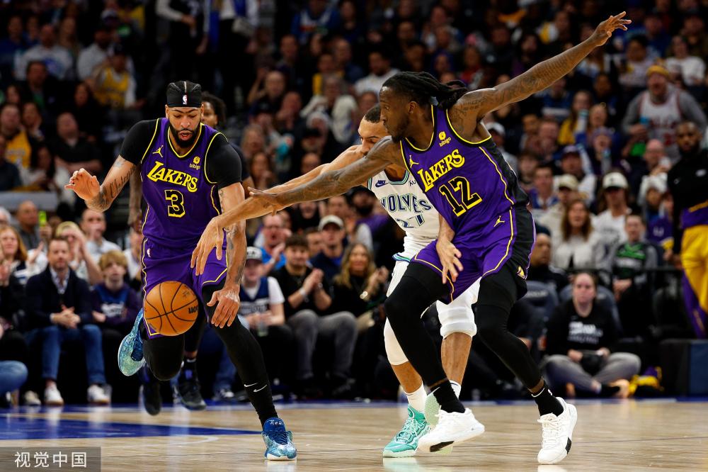 战术上做出 战术上做出