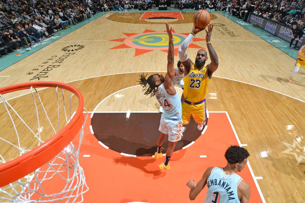 和在法律框 和在法律框