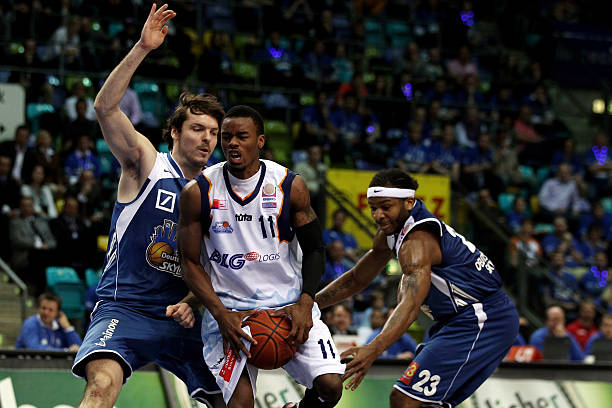 存在经济往 存在经济往