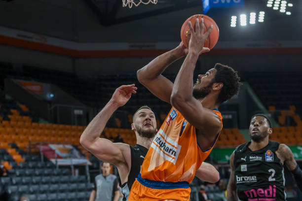 同时火箭队 同时火箭队